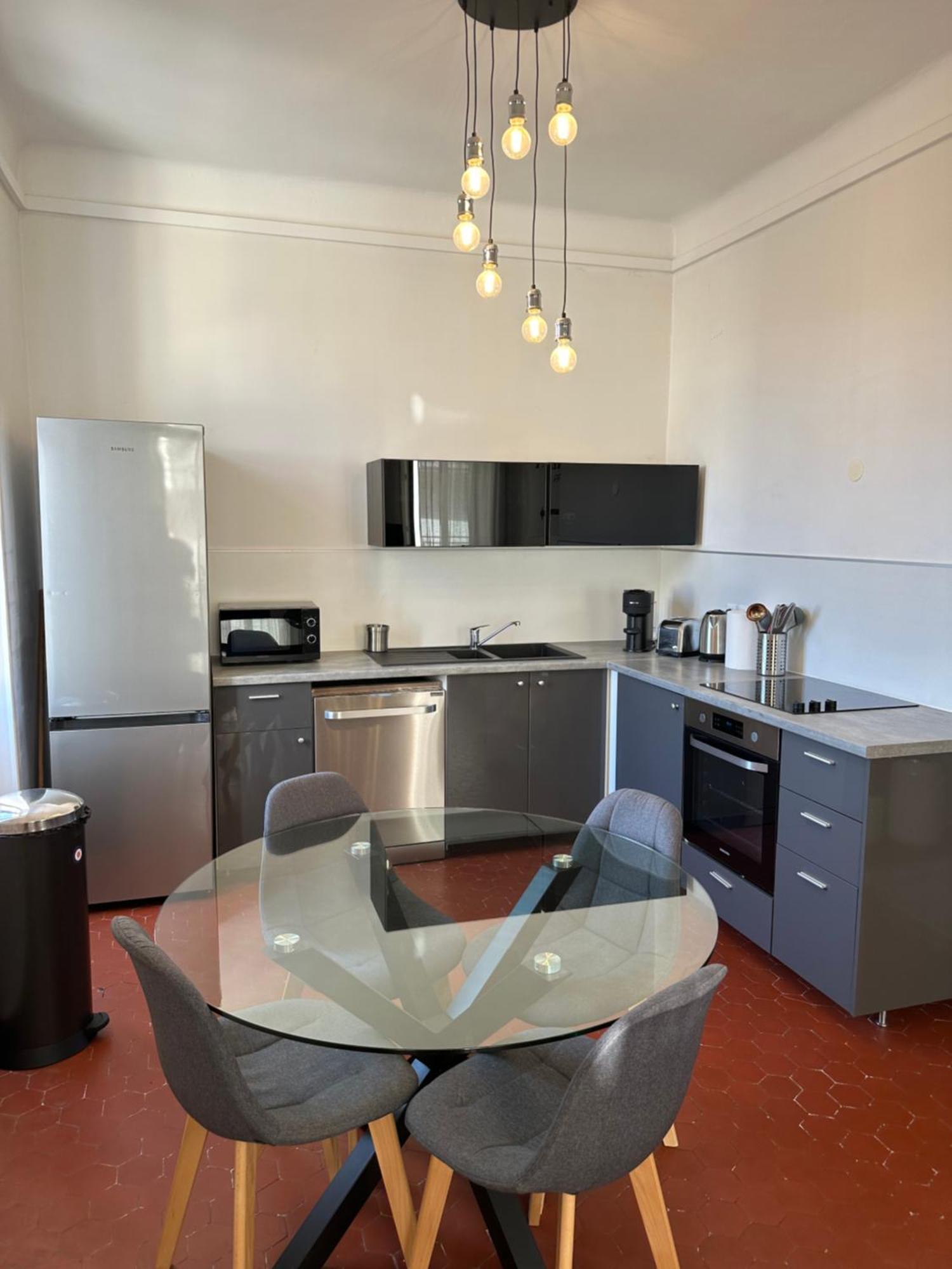 Typique 3 Fenetres Marseillais Apartment Марсилия Екстериор снимка